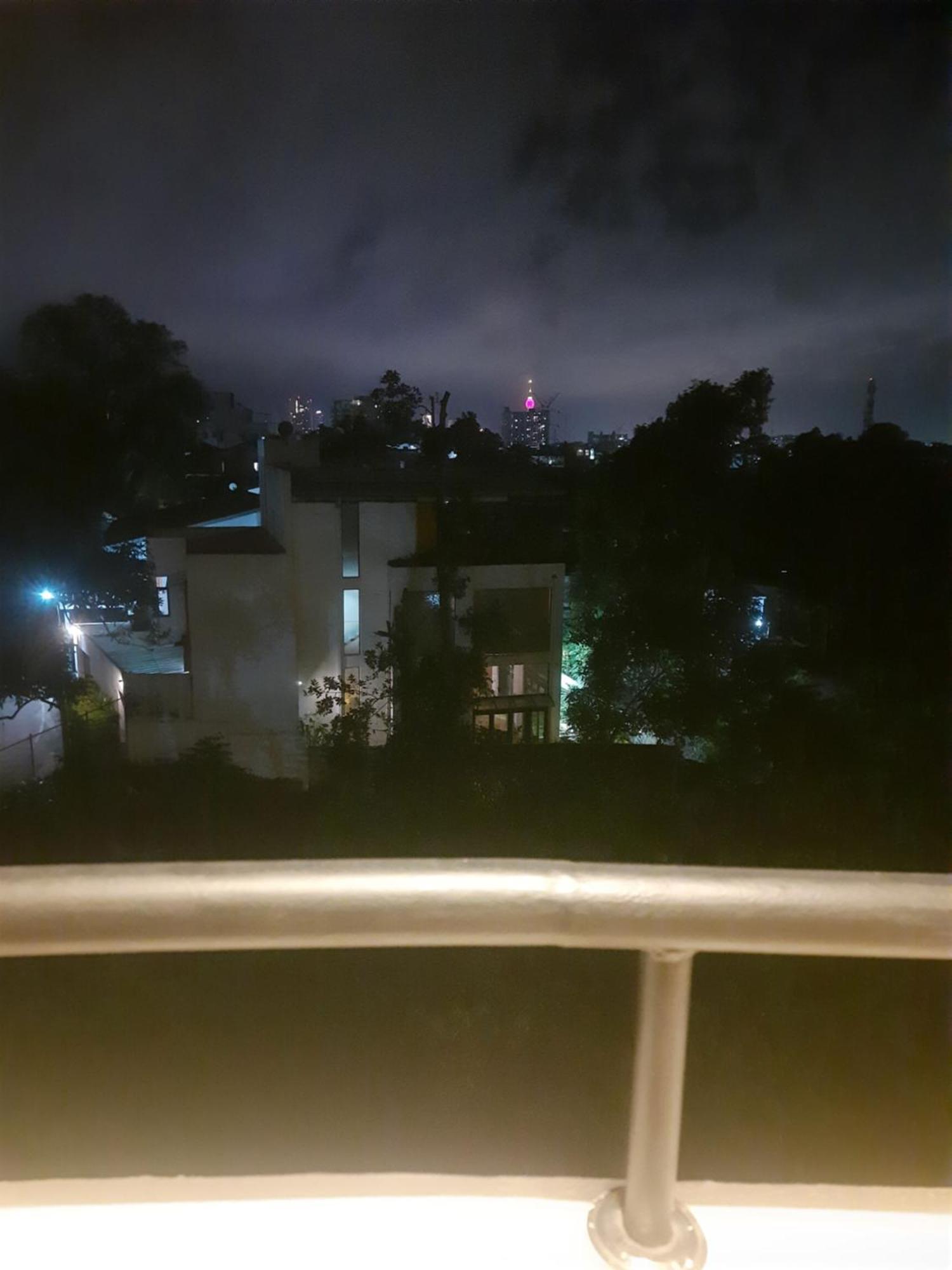 Diyawanna Leisure Appartement Rajagiriya Buitenkant foto