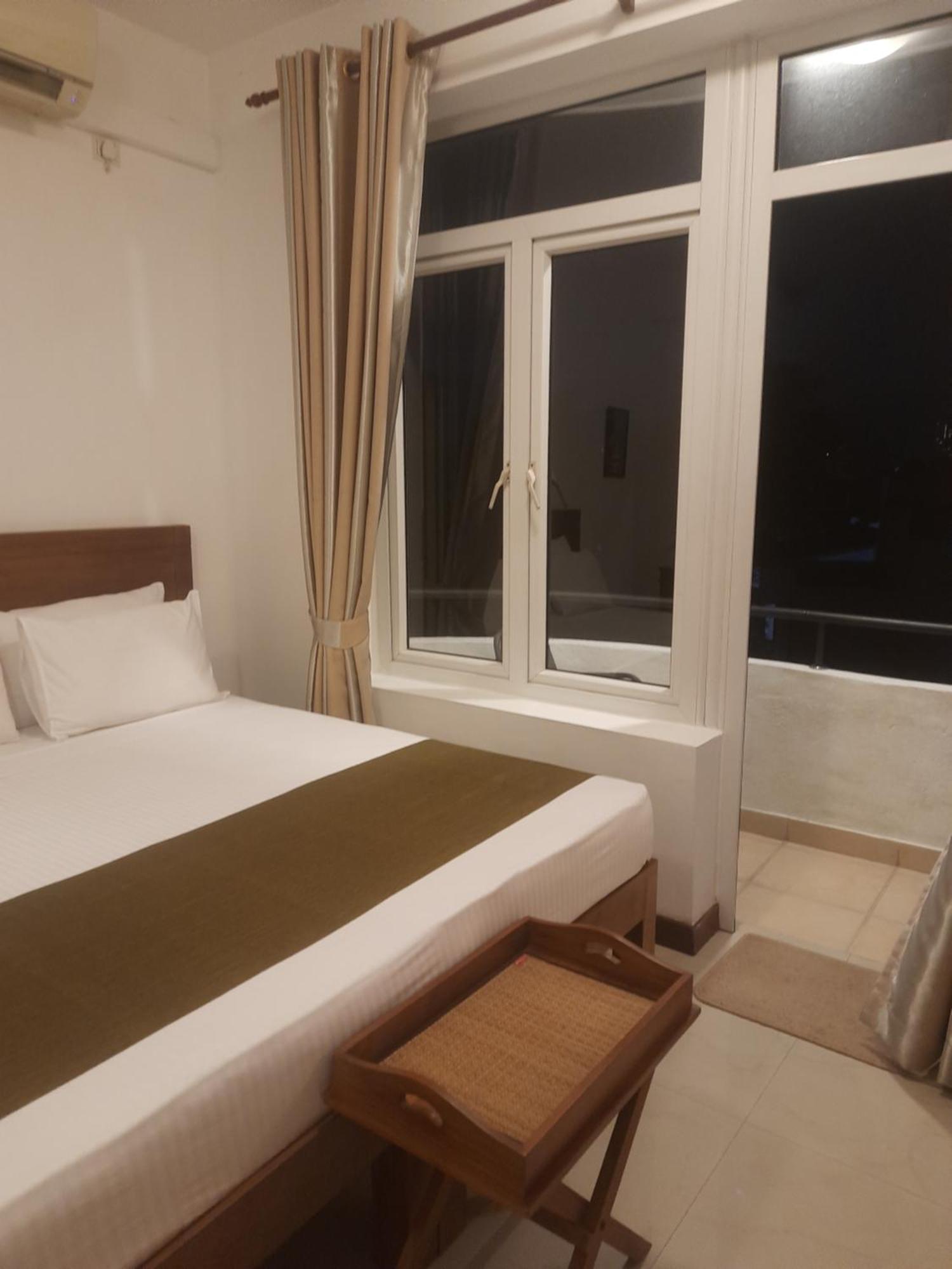 Diyawanna Leisure Appartement Rajagiriya Buitenkant foto